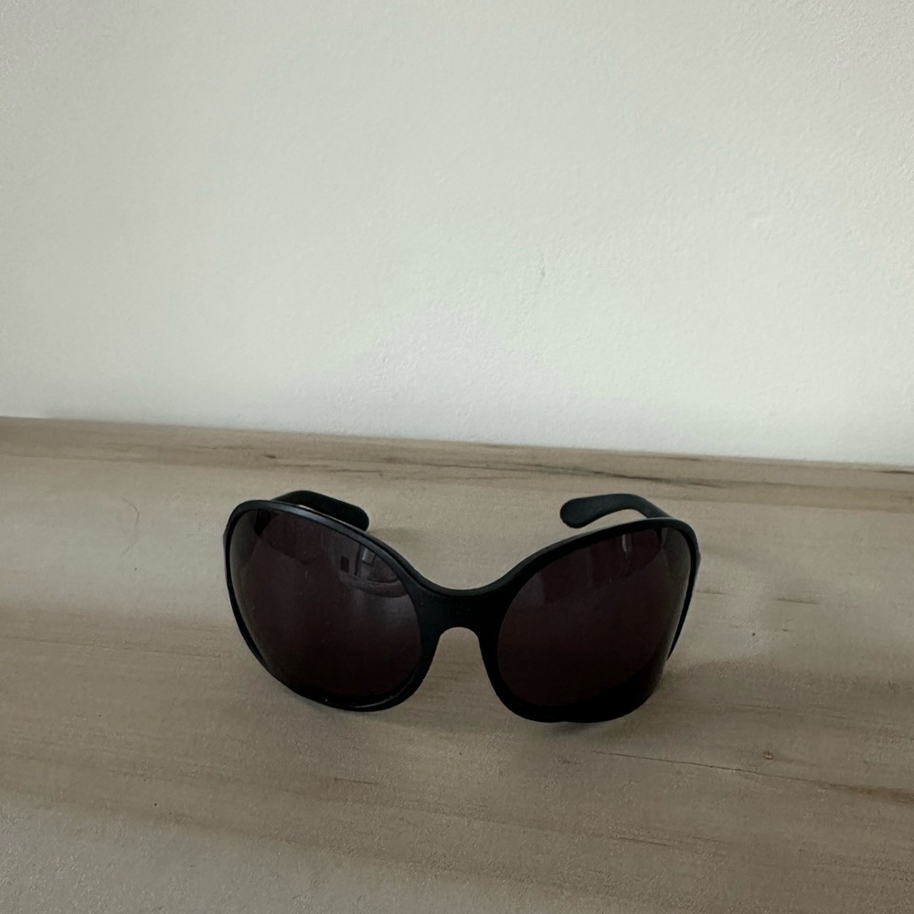 Black Oversized Wrap Women's Sunglasses